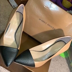 Tan and black Audrey brooks barely worn.Size 9 1/2